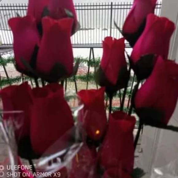 Handcrafted Wooden Roses - Picture 10 of 10